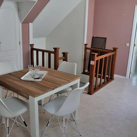Bed & Breakfast D'hôte Dans 4 Façades - Quartier Et Boisé - 5 Kms De *