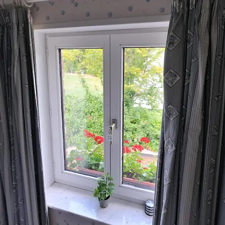 D'hote Dans 4 Facades - Quartier Et Boise - 5 Kms De Bed & Breakfast Namur